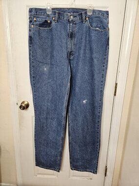 Levi’s 550 Relaxed fit Straight leg blue jeans Men’s  40x36 Distressed